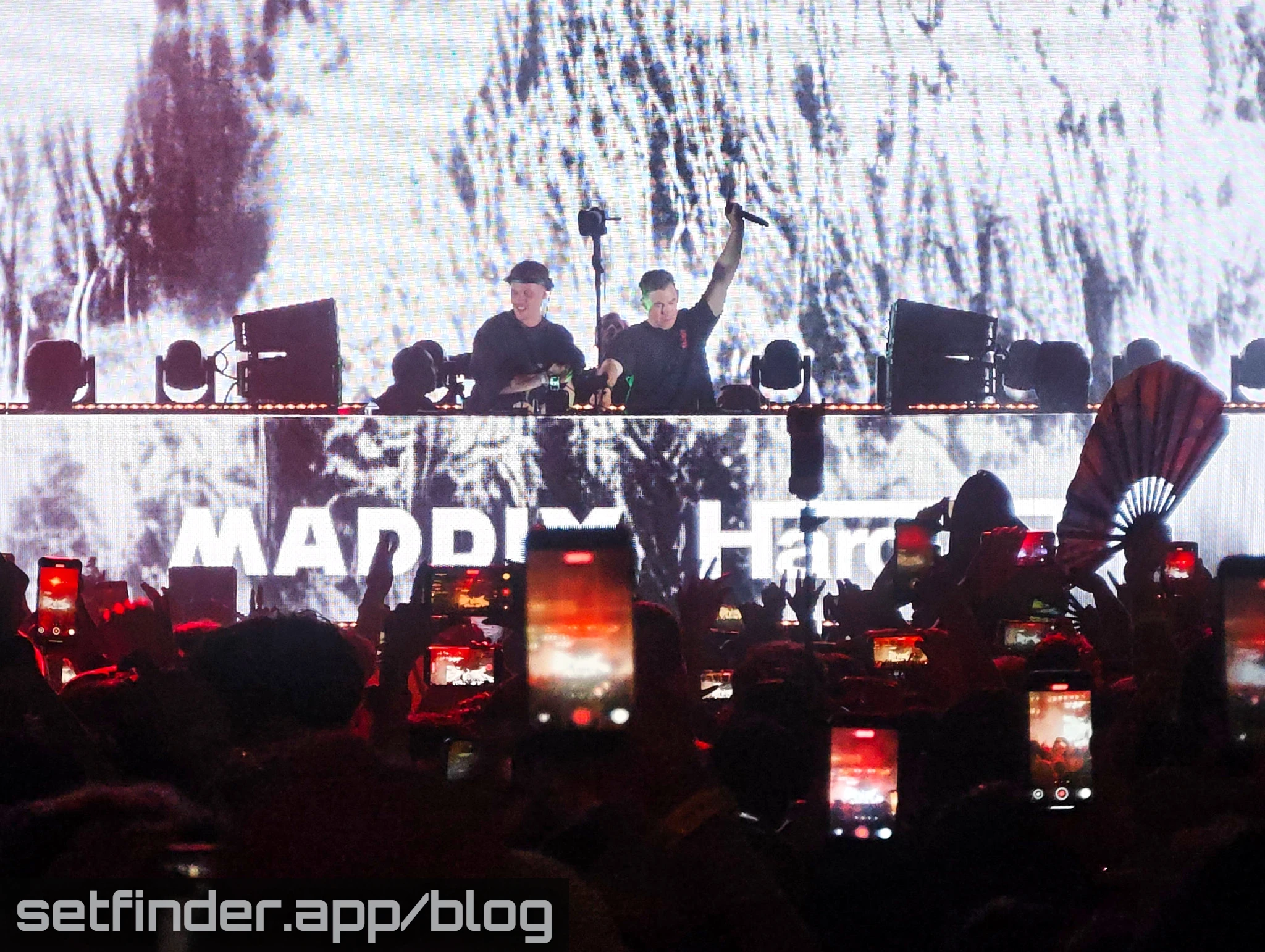 Hardwell B2B Maddix, MORTEN, Marie Vaunt, and the EDC Week crowd at Downtown Las Vegas Events Center, photo 20 of 42.