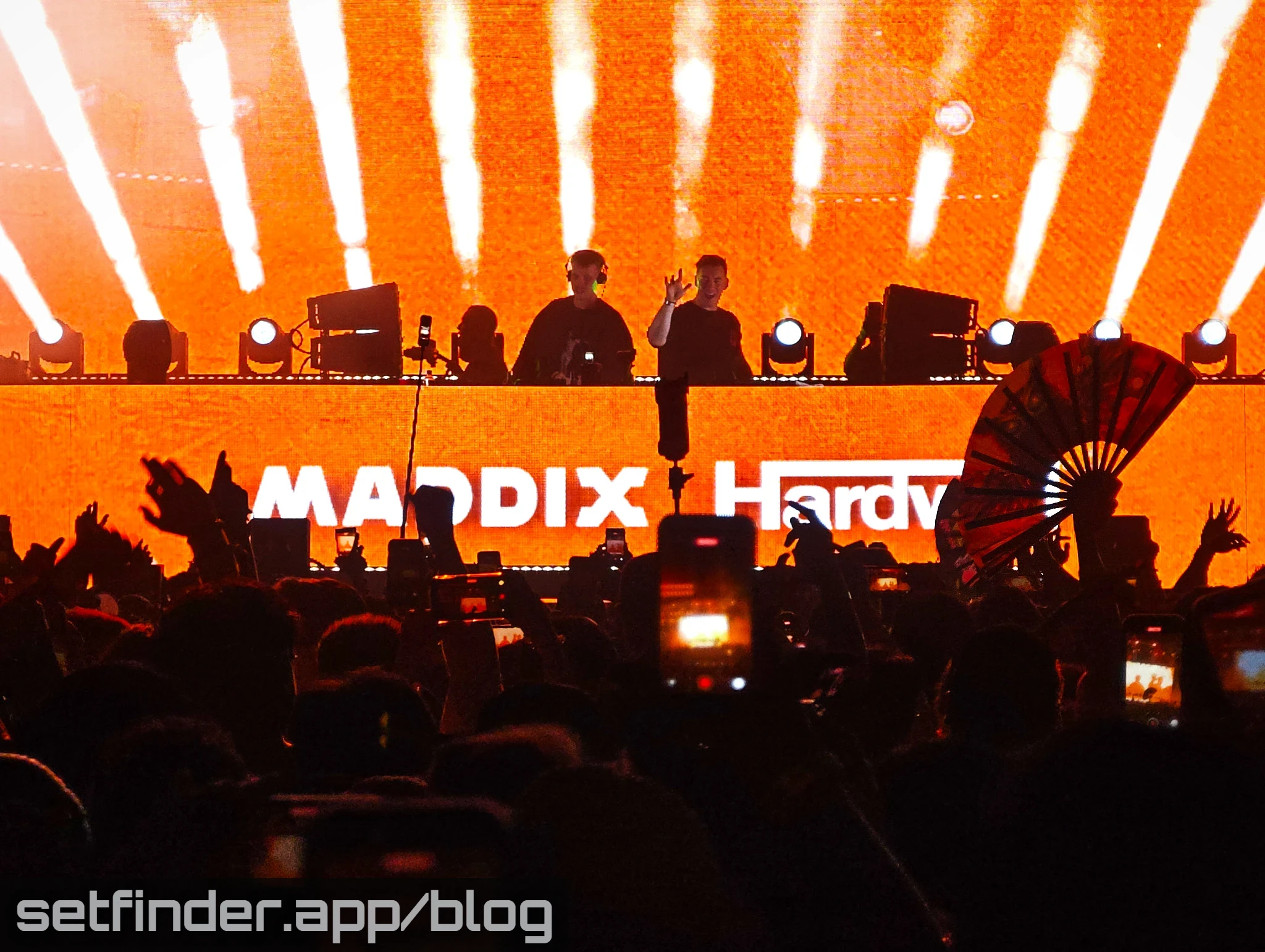 Hardwell B2B Maddix, MORTEN, Marie Vaunt, and the EDC Week crowd at Downtown Las Vegas Events Center, photo 21 of 42.