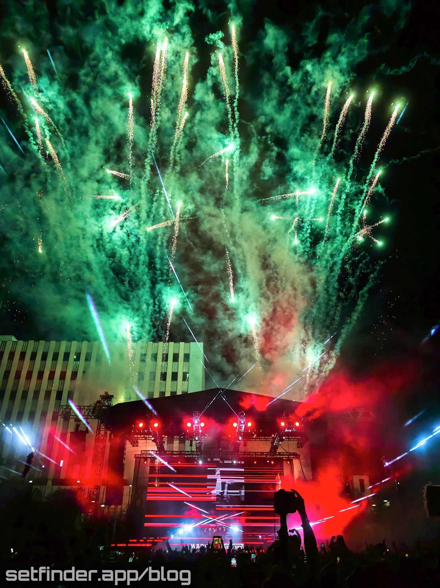 Hardwell B2B Maddix, MORTEN, Marie Vaunt, and the EDC Week crowd at Downtown Las Vegas Events Center, photo 40 of 42.